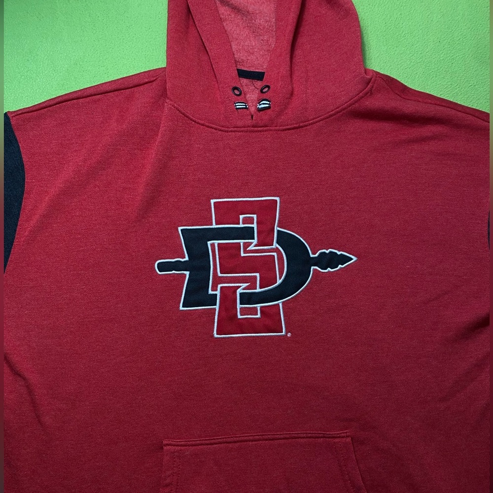 SAN DEIGO state sweater *AS IS* bundle other items to save more ‼️✨💰
